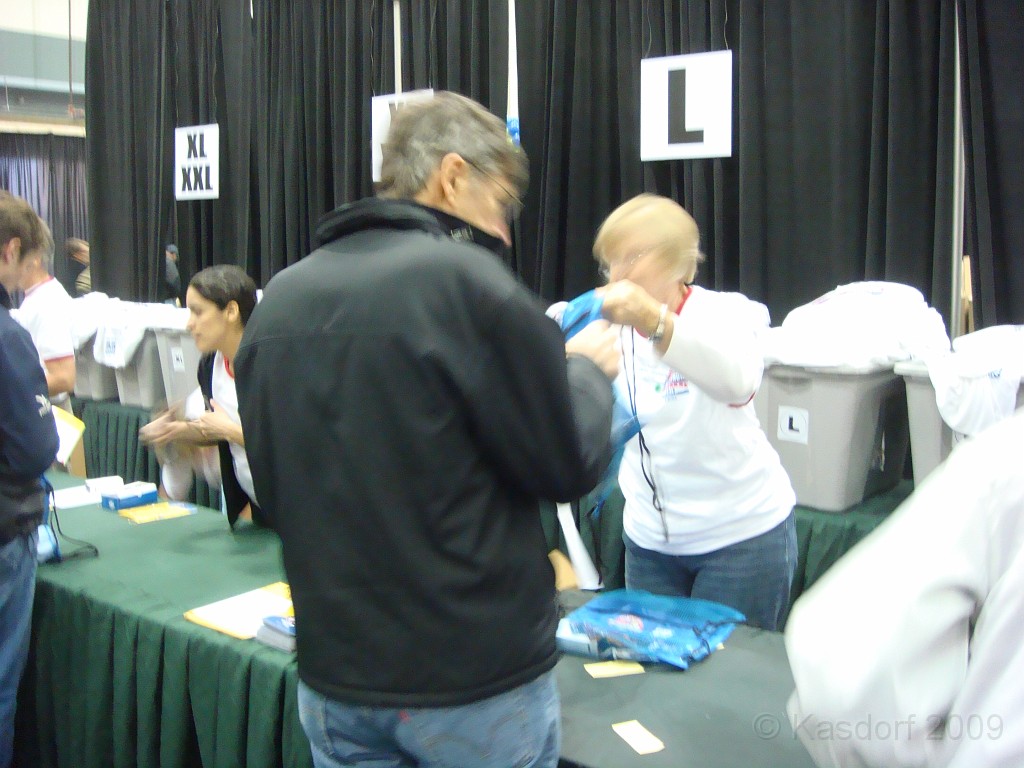 Disney 2010 D1 283.jpg -                                